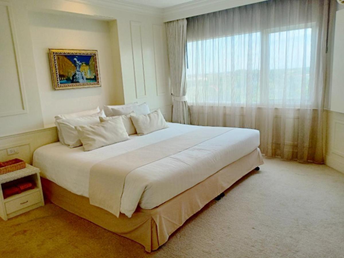 V Verve Service Apartment Hotel Chachoengsao Eksteriør billede